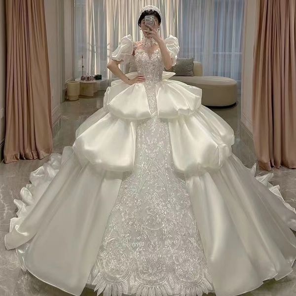 Luxury Ball Gown Wedding Dresses Beaded Vintage Long Sleeves Arabic High Neck Wedding Dresses with Appliques Beaded Long Bridal dress Vestidos de novia