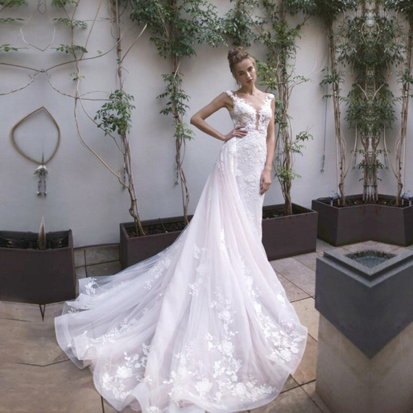 Vintage 3D Flowers A Line Wedding Dresses Sweep Train Scoop Neck Bridal Dress Appliques Lace Bride Gowns Robe De Mariee