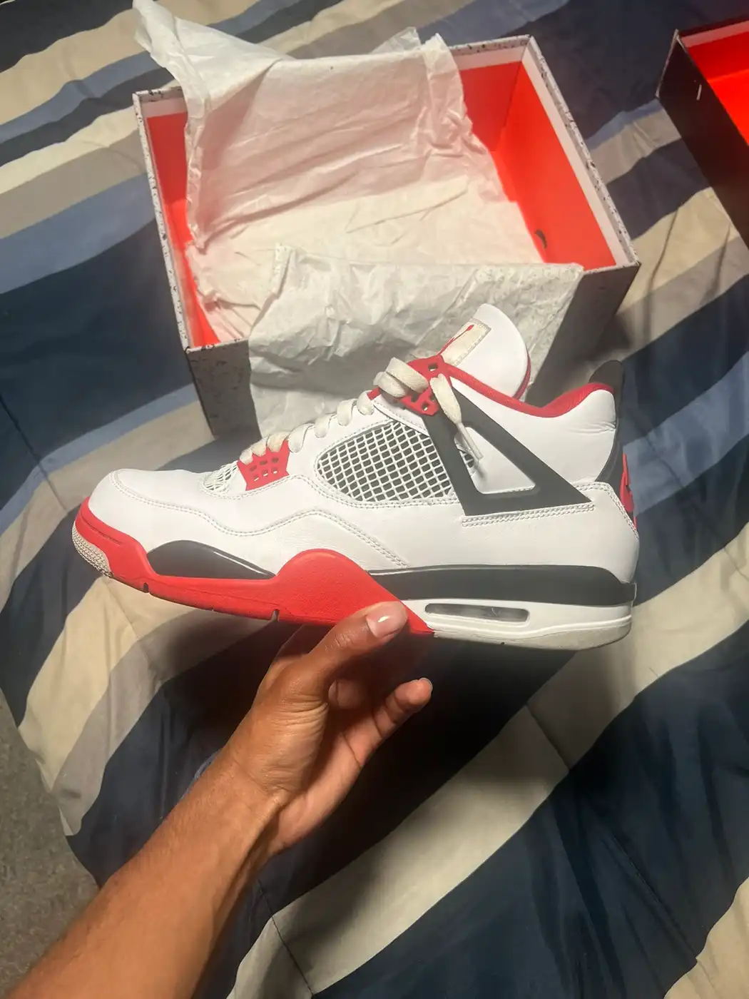 Jordan 4 Retro Fire Red