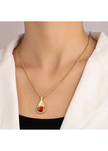 Metal Detail Gold Teardrop Design Necklace