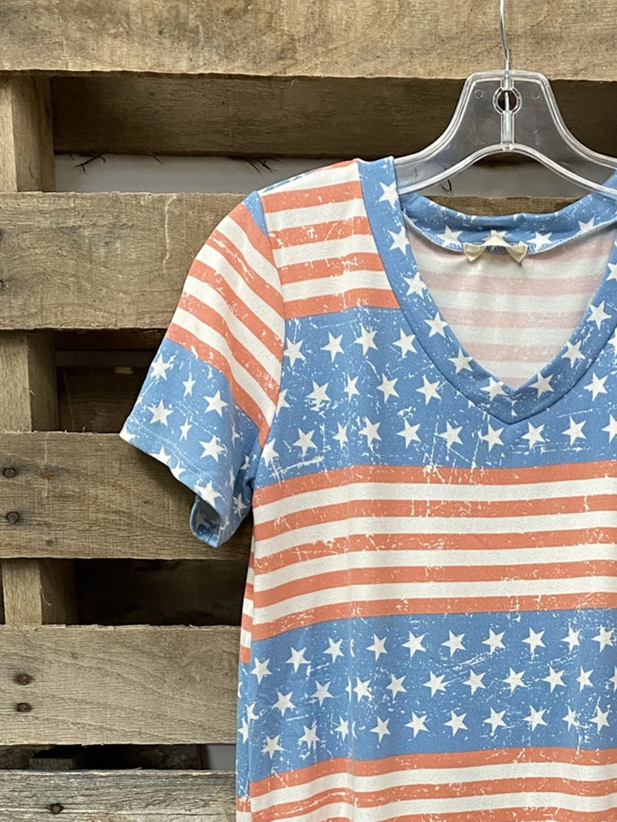 Blue Cotton-Blend V Neck Casual T-Shirts - Noracora