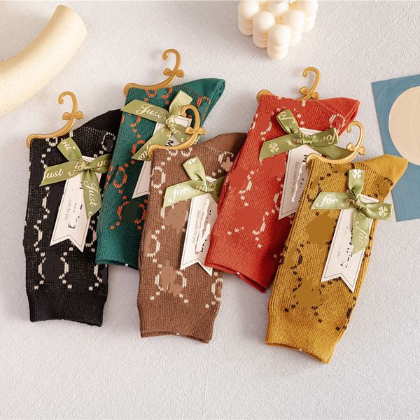 Mens Socks Womens luxury cotton Sock classic Designer letter Stocking comfortable Popular trend